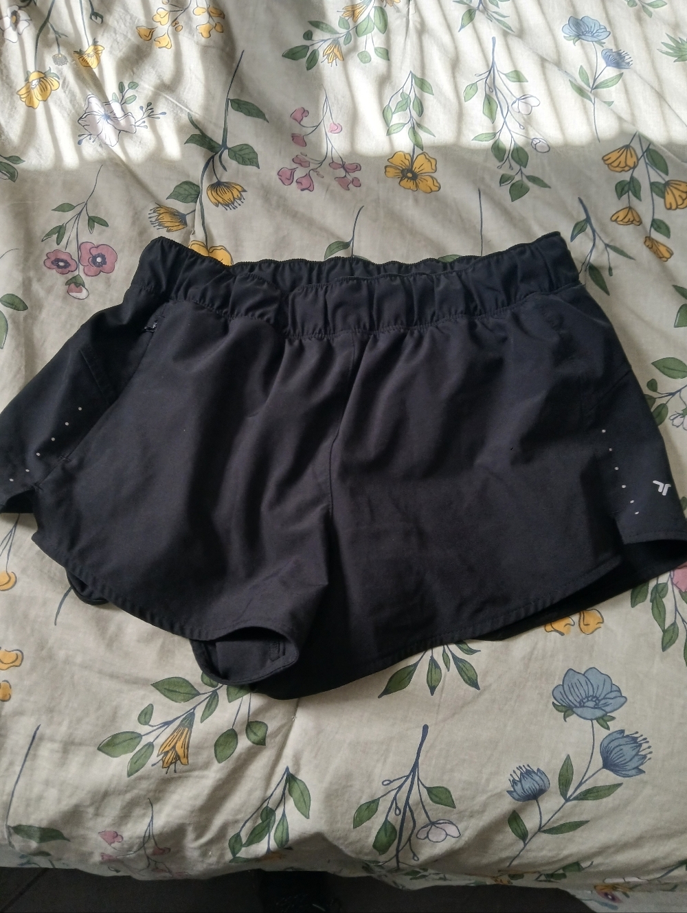 Old Navy Active Quick Dry Shorts
